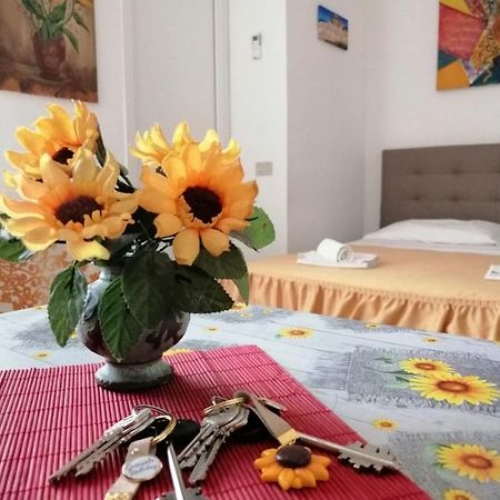 צ'פאלו Girasole Holiday מראה חיצוני תמונה