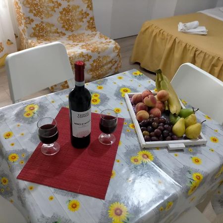 צ'פאלו Girasole Holiday מראה חיצוני תמונה